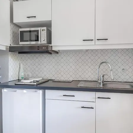 Pour 2 Adultes-2 Enfants Avec Balcon Апартаменты